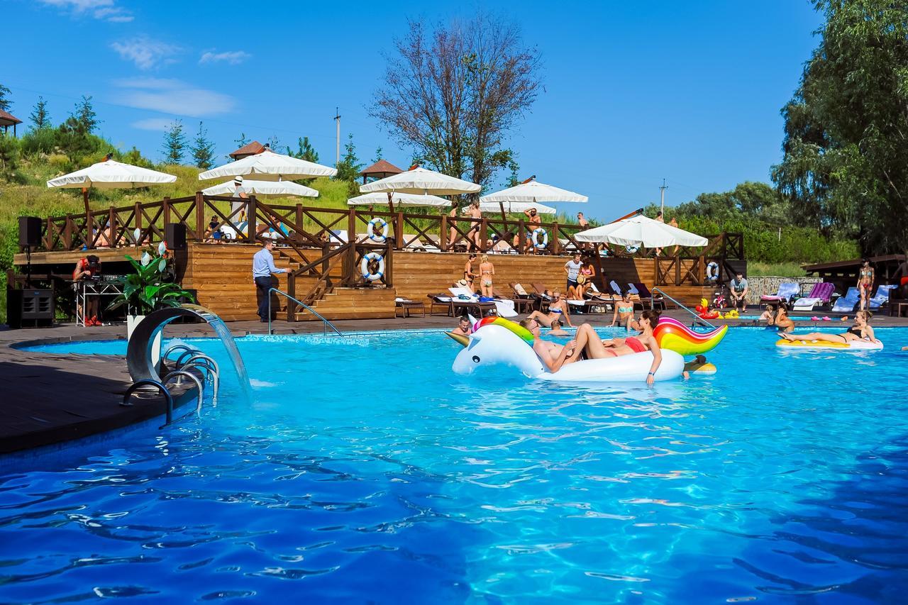 Equides Club Otel Lesniki Dış mekan fotoğraf