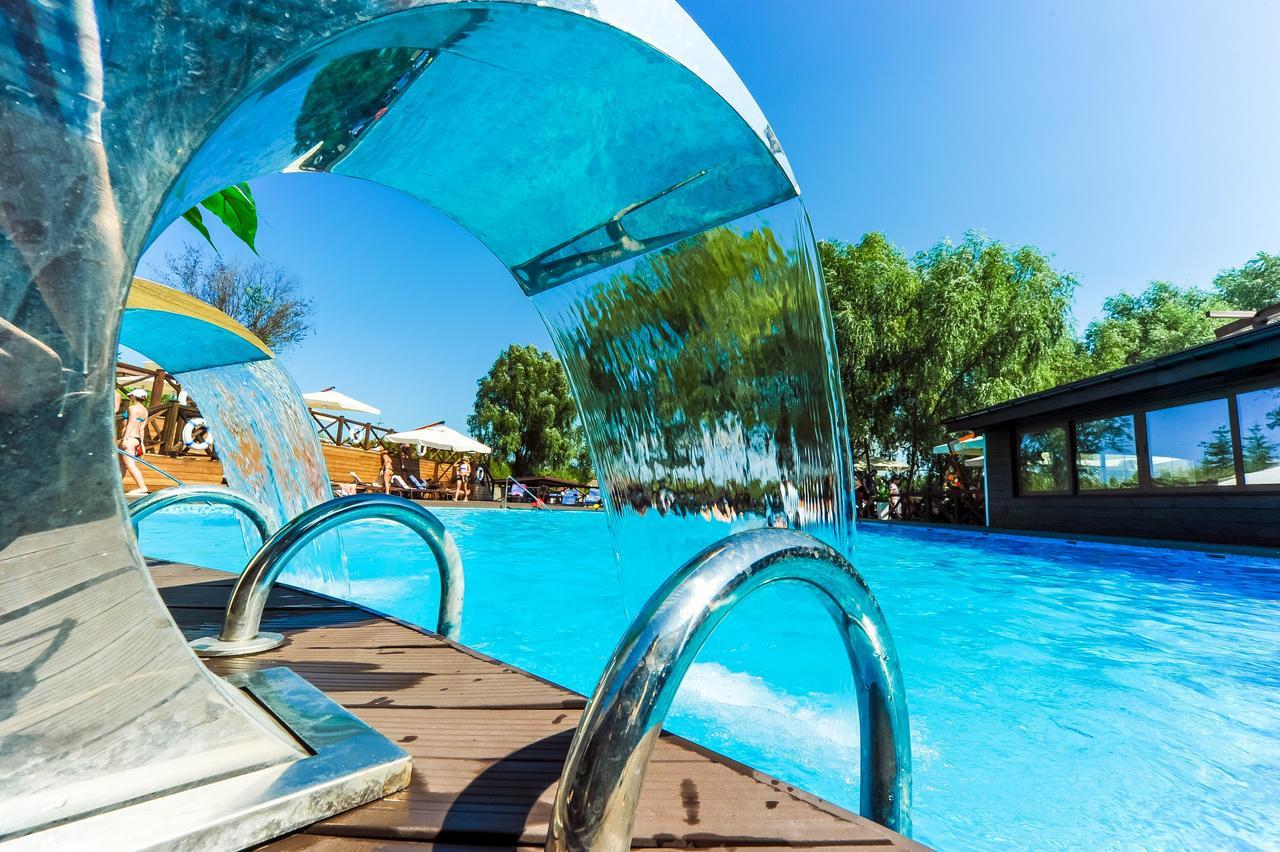 Equides Club Otel Lesniki Dış mekan fotoğraf